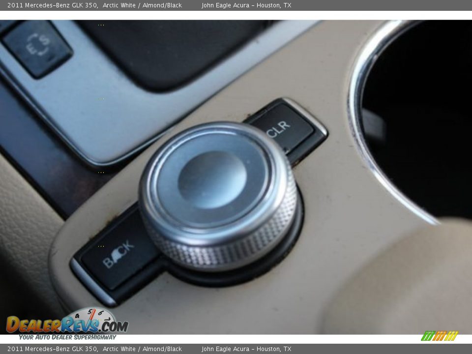 2011 Mercedes-Benz GLK 350 Arctic White / Almond/Black Photo #33