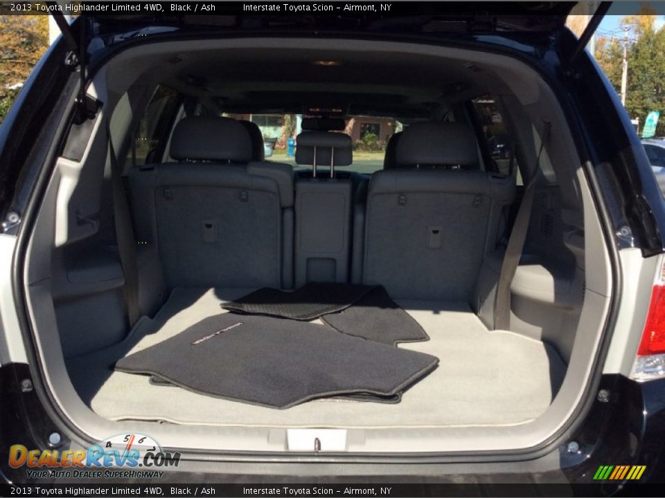 2013 Toyota Highlander Limited 4WD Black / Ash Photo #18