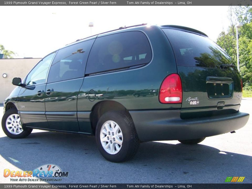 1999 Plymouth Grand Voyager Expresso Forest Green Pearl / Silver Fern Photo #3
