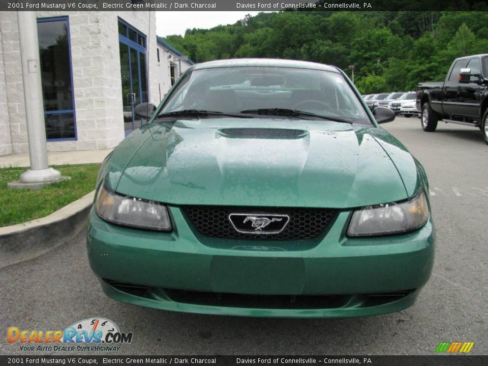 2001 Ford Mustang V6 Coupe Electric Green Metallic / Dark Charcoal Photo #4