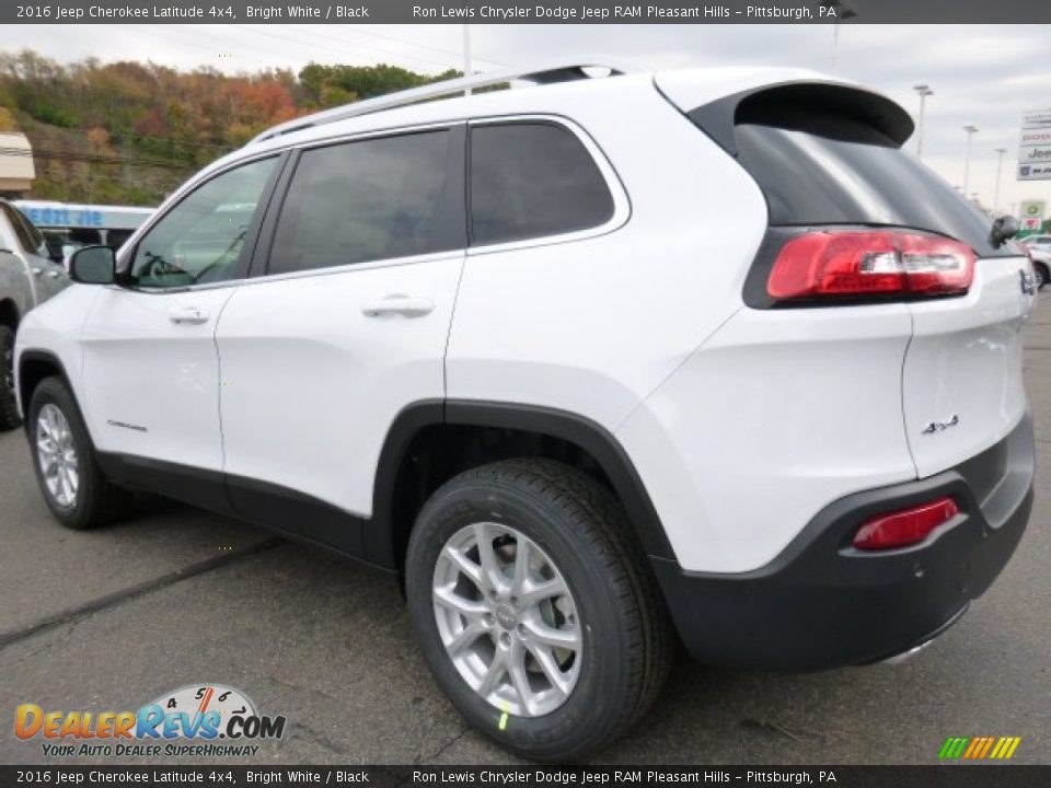 2016 Jeep Cherokee Latitude 4x4 Bright White / Black Photo #3