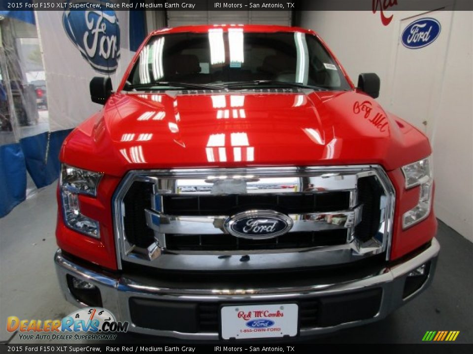 2015 Ford F150 XLT SuperCrew Race Red / Medium Earth Gray Photo #2