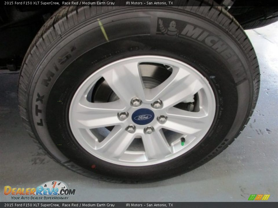 2015 Ford F150 XLT SuperCrew Race Red / Medium Earth Gray Photo #5