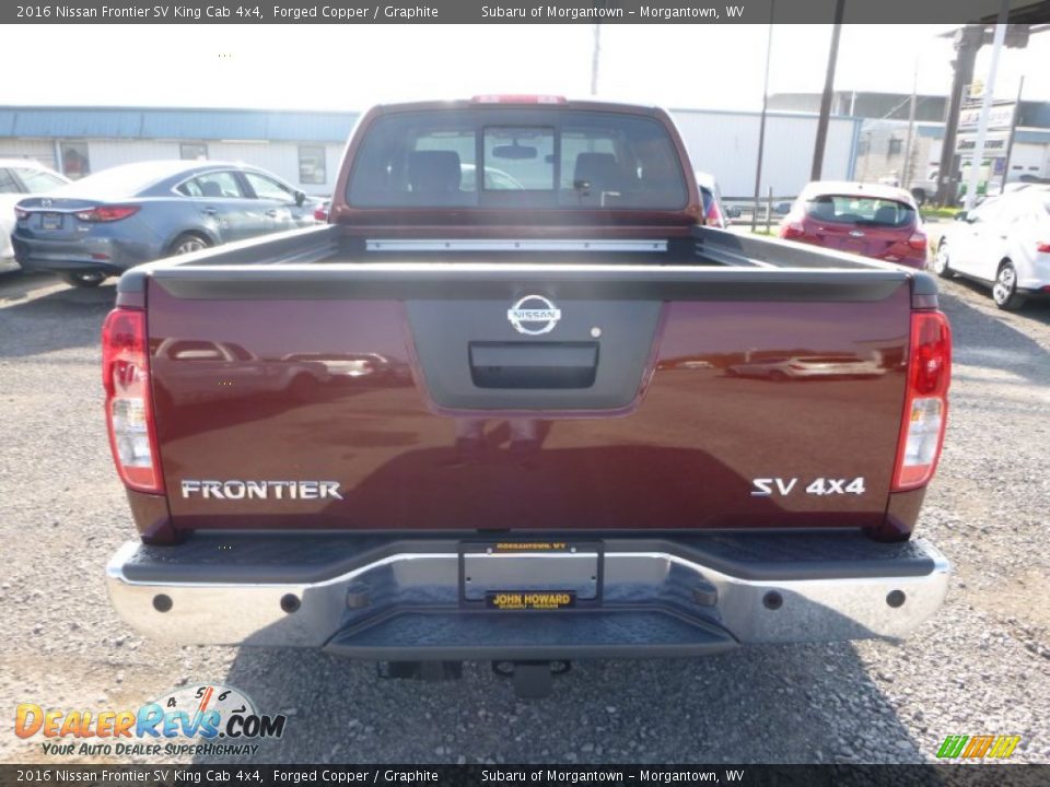 2016 Nissan Frontier SV King Cab 4x4 Forged Copper / Graphite Photo #9