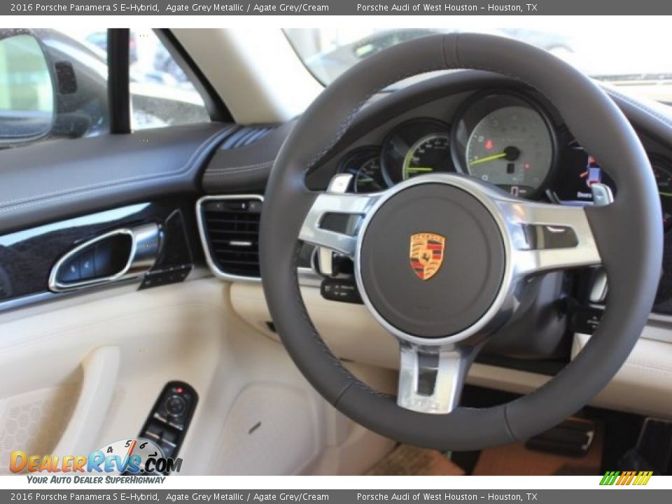 2016 Porsche Panamera S E-Hybrid Steering Wheel Photo #36