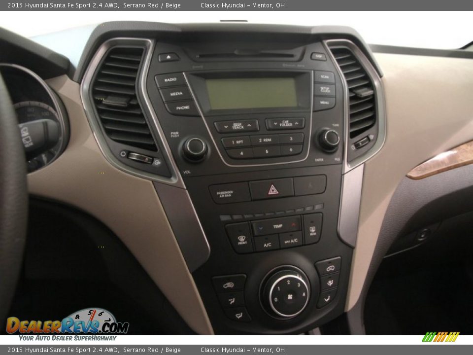Controls of 2015 Hyundai Santa Fe Sport 2.4 AWD Photo #7
