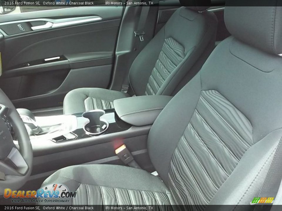 2016 Ford Fusion SE Oxford White / Charcoal Black Photo #29