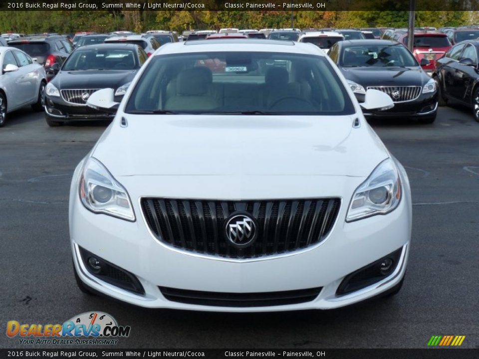2016 Buick Regal Regal Group Summit White / Light Neutral/Cocoa Photo #3