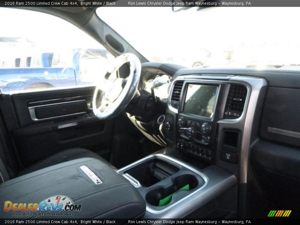 2016 Ram 2500 Limited Crew Cab 4x4 Bright White / Black Photo #11