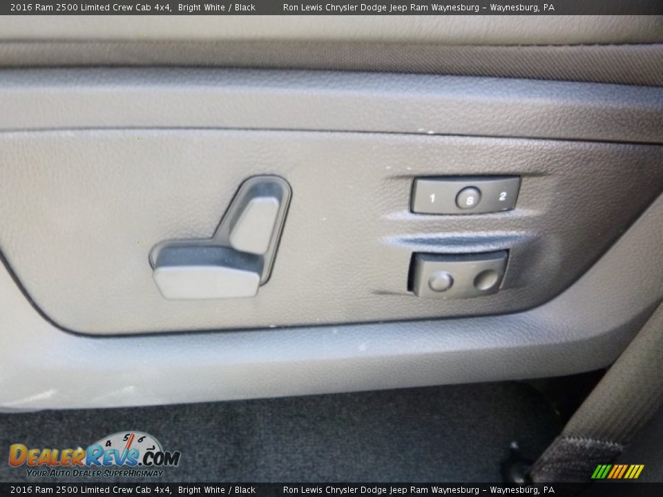 2016 Ram 2500 Limited Crew Cab 4x4 Bright White / Black Photo #17
