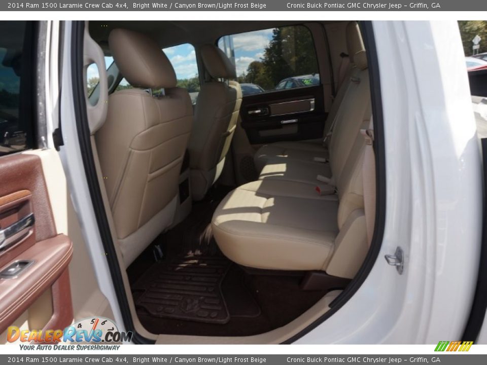 2014 Ram 1500 Laramie Crew Cab 4x4 Bright White / Canyon Brown/Light Frost Beige Photo #17