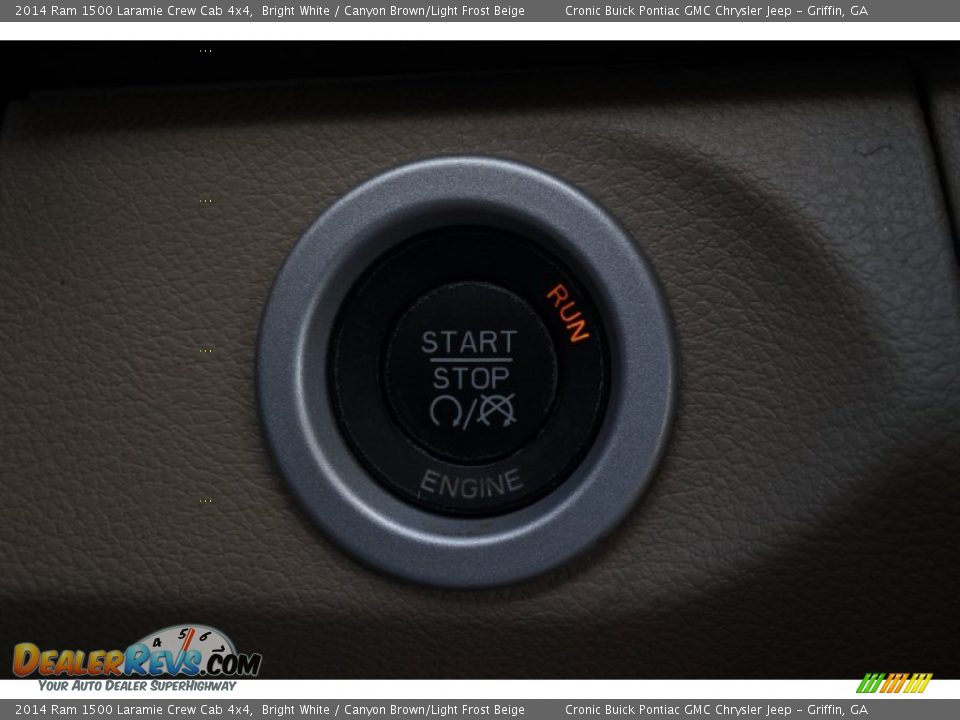 2014 Ram 1500 Laramie Crew Cab 4x4 Bright White / Canyon Brown/Light Frost Beige Photo #26