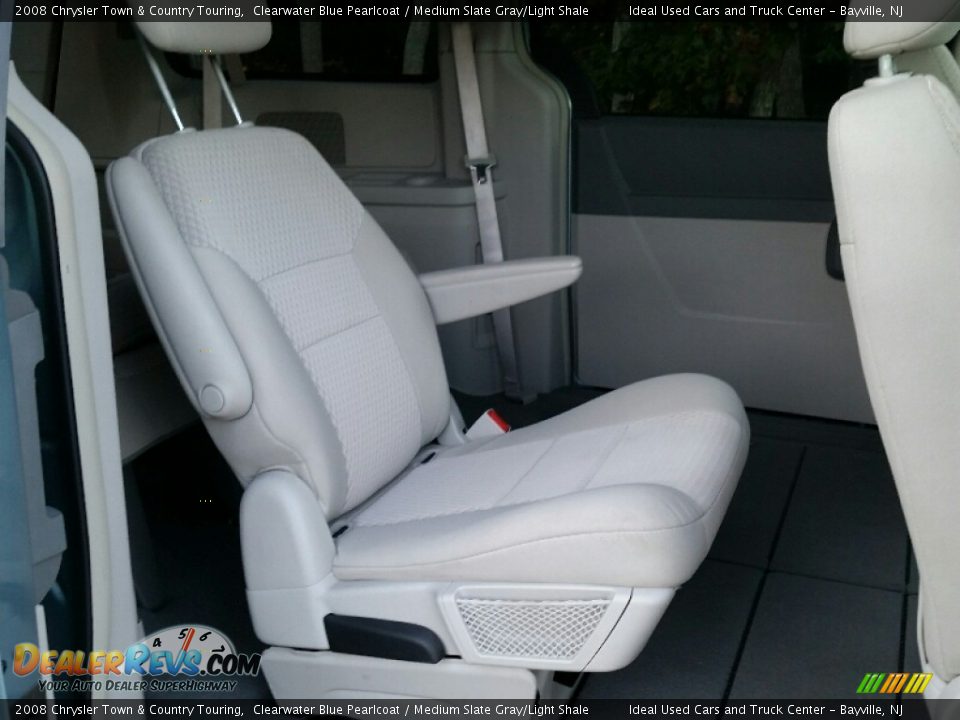 2008 Chrysler Town & Country Touring Clearwater Blue Pearlcoat / Medium Slate Gray/Light Shale Photo #11