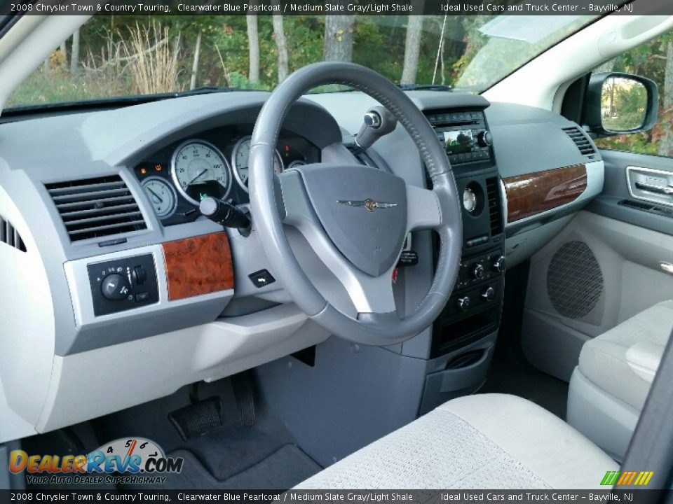 2008 Chrysler Town & Country Touring Clearwater Blue Pearlcoat / Medium Slate Gray/Light Shale Photo #16