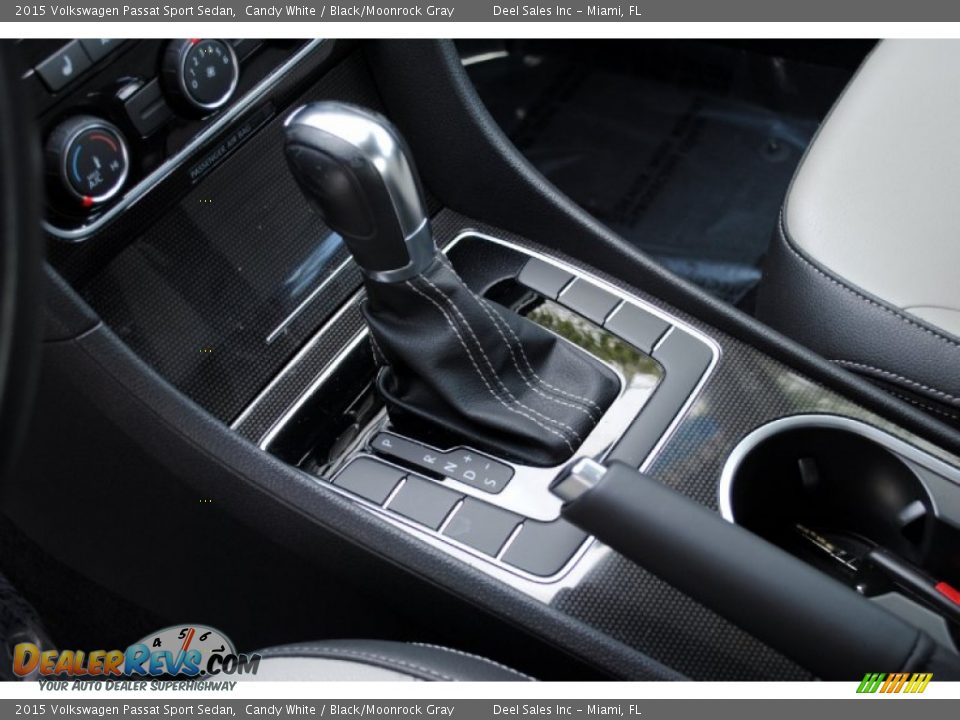 2015 Volkswagen Passat Sport Sedan Candy White / Black/Moonrock Gray Photo #15