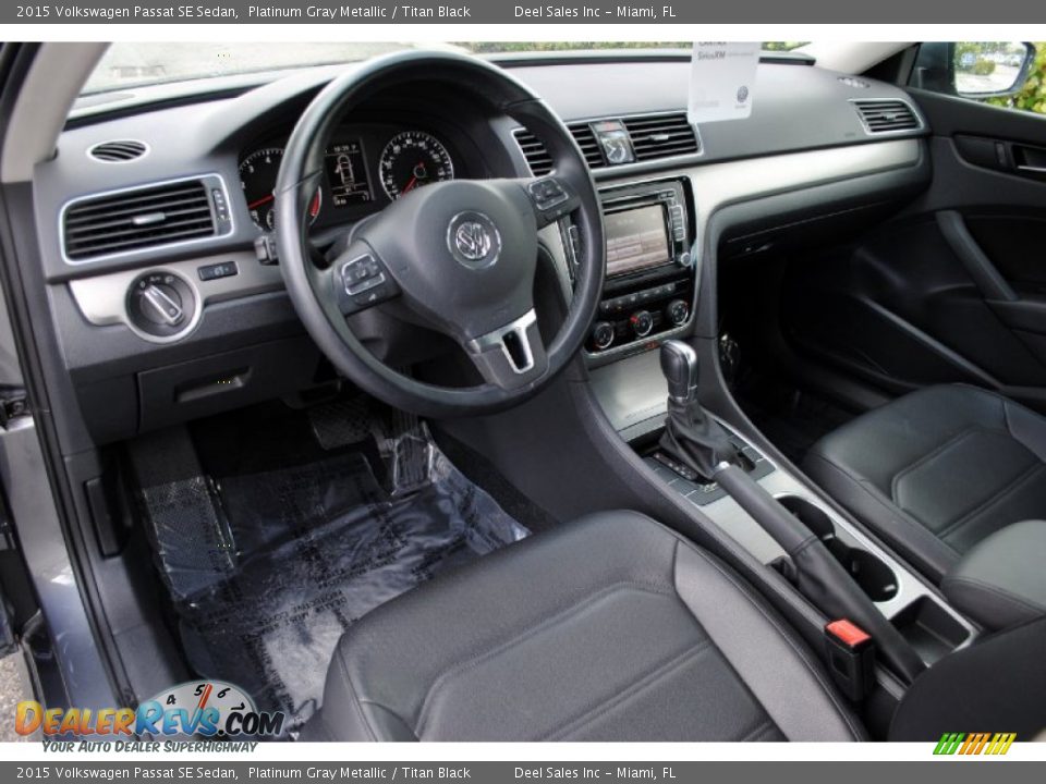 Titan Black Interior - 2015 Volkswagen Passat SE Sedan Photo #15