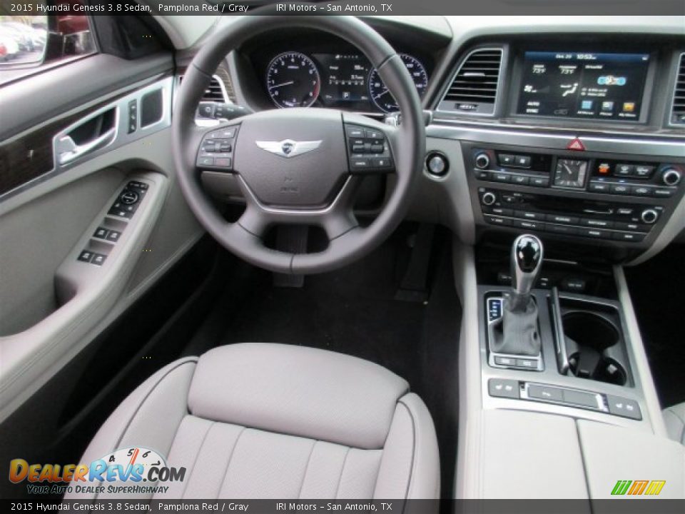 2015 Hyundai Genesis 3.8 Sedan Pamplona Red / Gray Photo #11