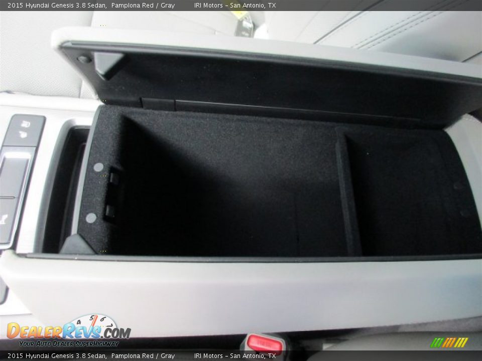 2015 Hyundai Genesis 3.8 Sedan Pamplona Red / Gray Photo #25