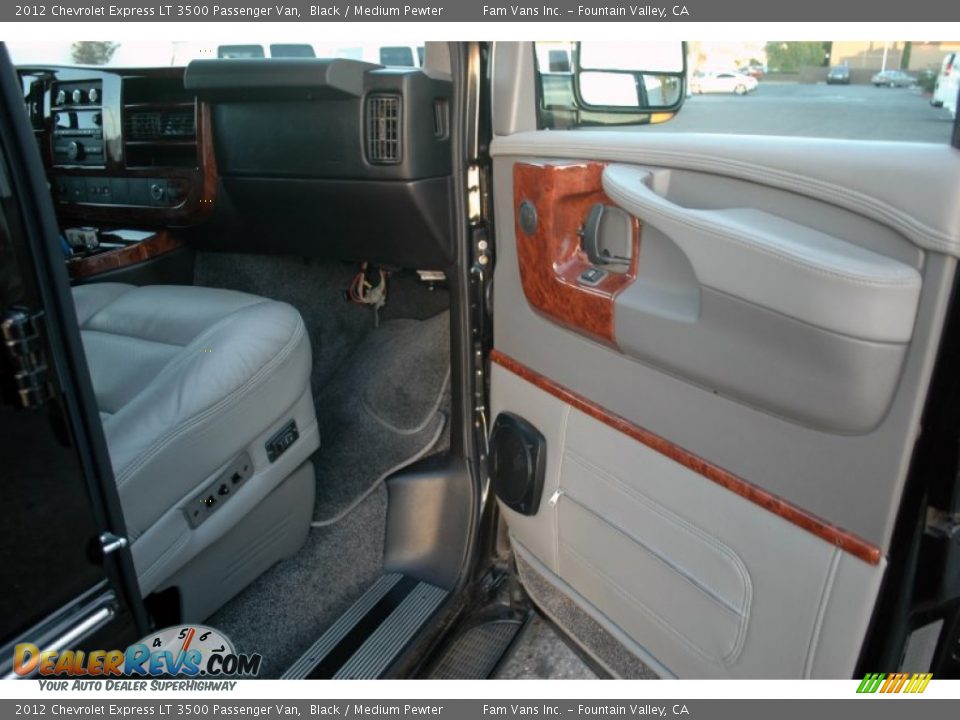 2012 Chevrolet Express LT 3500 Passenger Van Black / Medium Pewter Photo #11