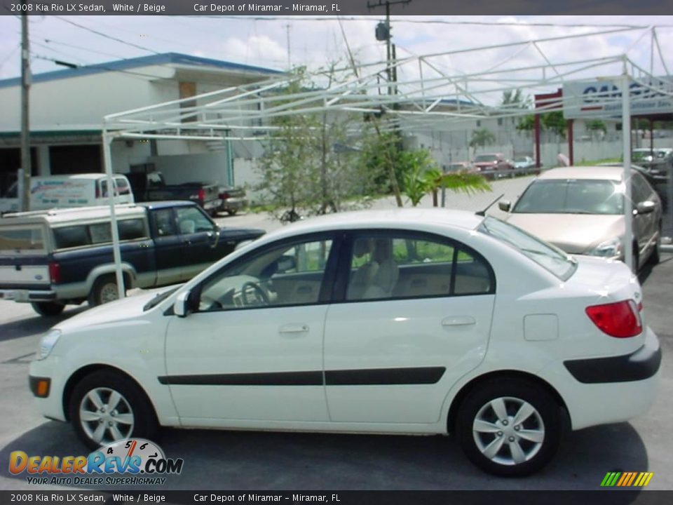 2008 Kia Rio LX Sedan White / Beige Photo #6