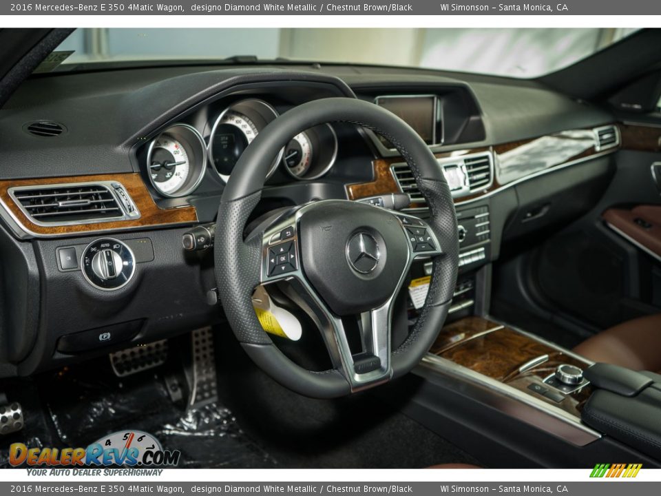 Dashboard of 2016 Mercedes-Benz E 350 4Matic Wagon Photo #6