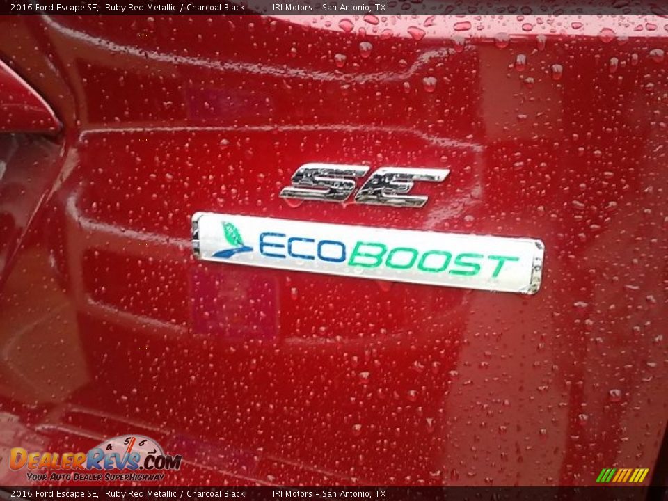 2016 Ford Escape SE Ruby Red Metallic / Charcoal Black Photo #7