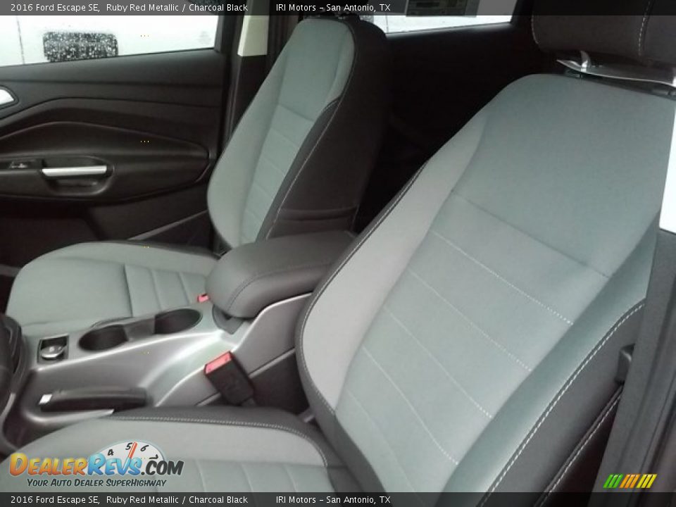 2016 Ford Escape SE Ruby Red Metallic / Charcoal Black Photo #13