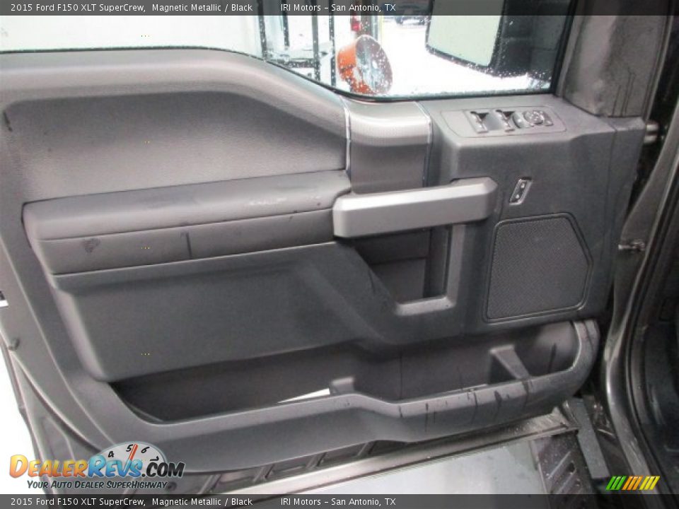 2015 Ford F150 XLT SuperCrew Magnetic Metallic / Black Photo #11