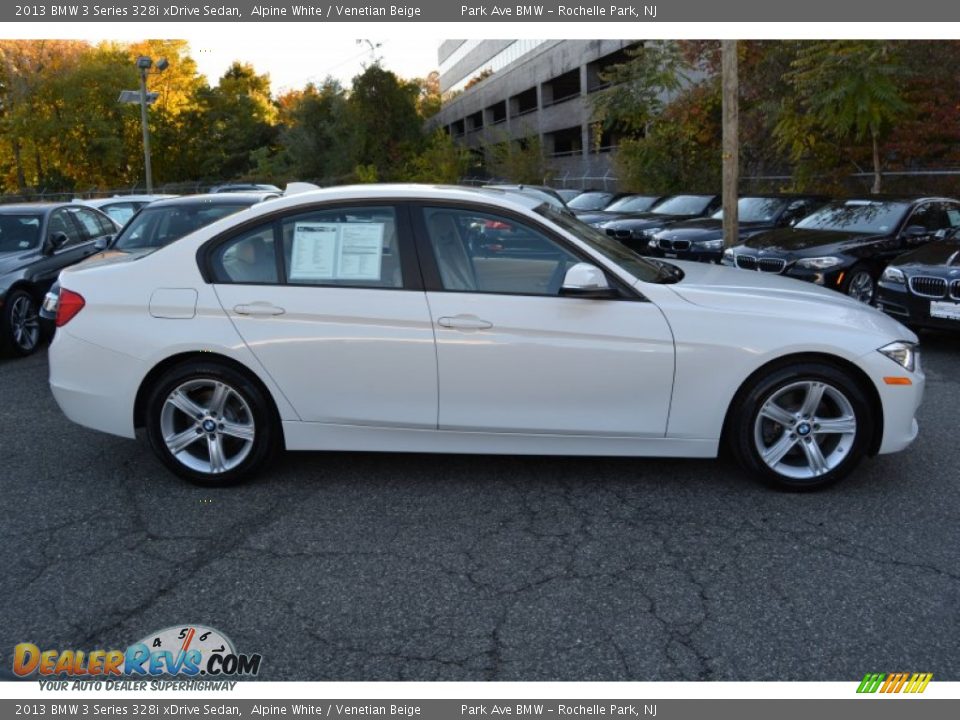 2013 BMW 3 Series 328i xDrive Sedan Alpine White / Venetian Beige Photo #2