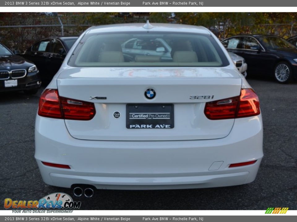 2013 BMW 3 Series 328i xDrive Sedan Alpine White / Venetian Beige Photo #4