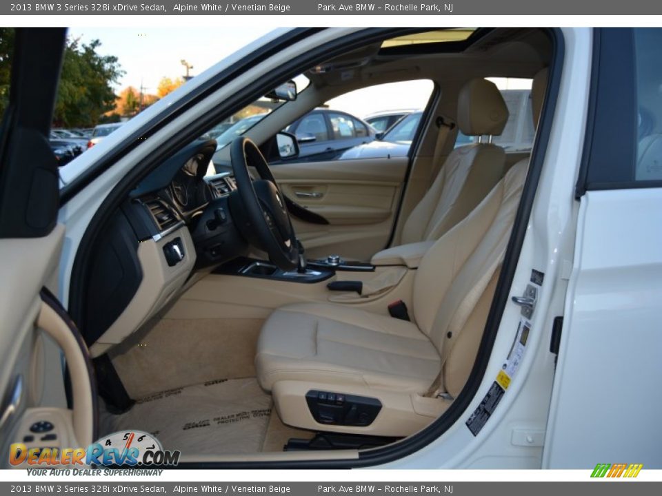 2013 BMW 3 Series 328i xDrive Sedan Alpine White / Venetian Beige Photo #11