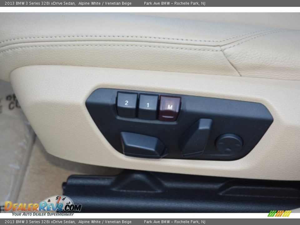 2013 BMW 3 Series 328i xDrive Sedan Alpine White / Venetian Beige Photo #12