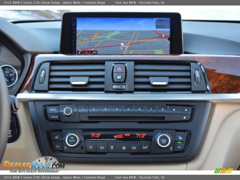 2013 BMW 3 Series 328i xDrive Sedan Alpine White / Venetian Beige Photo #16