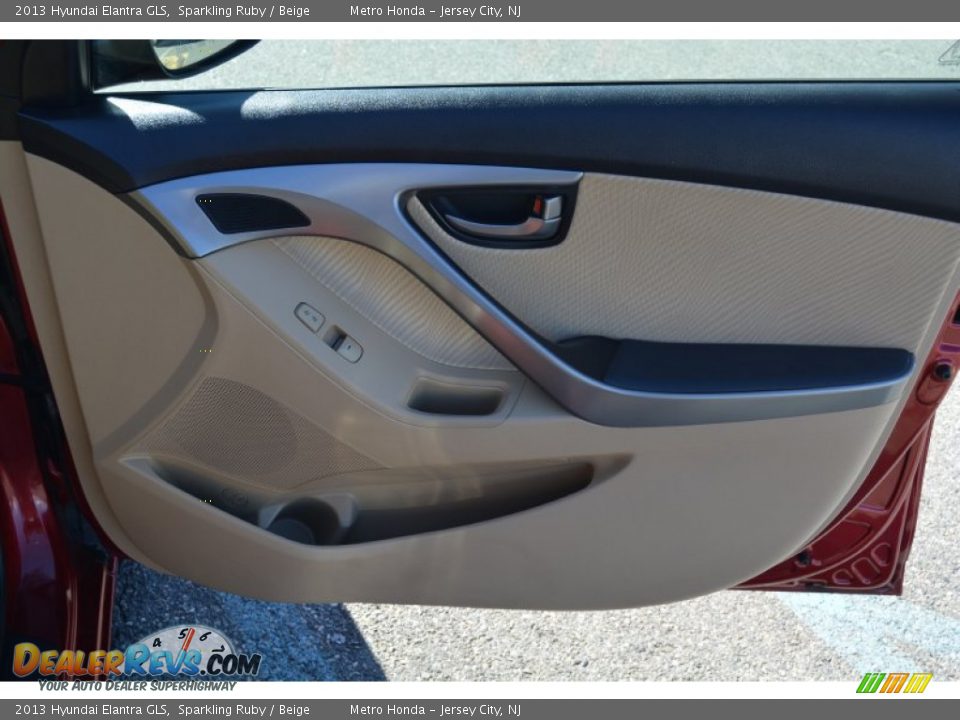 2013 Hyundai Elantra GLS Sparkling Ruby / Beige Photo #24