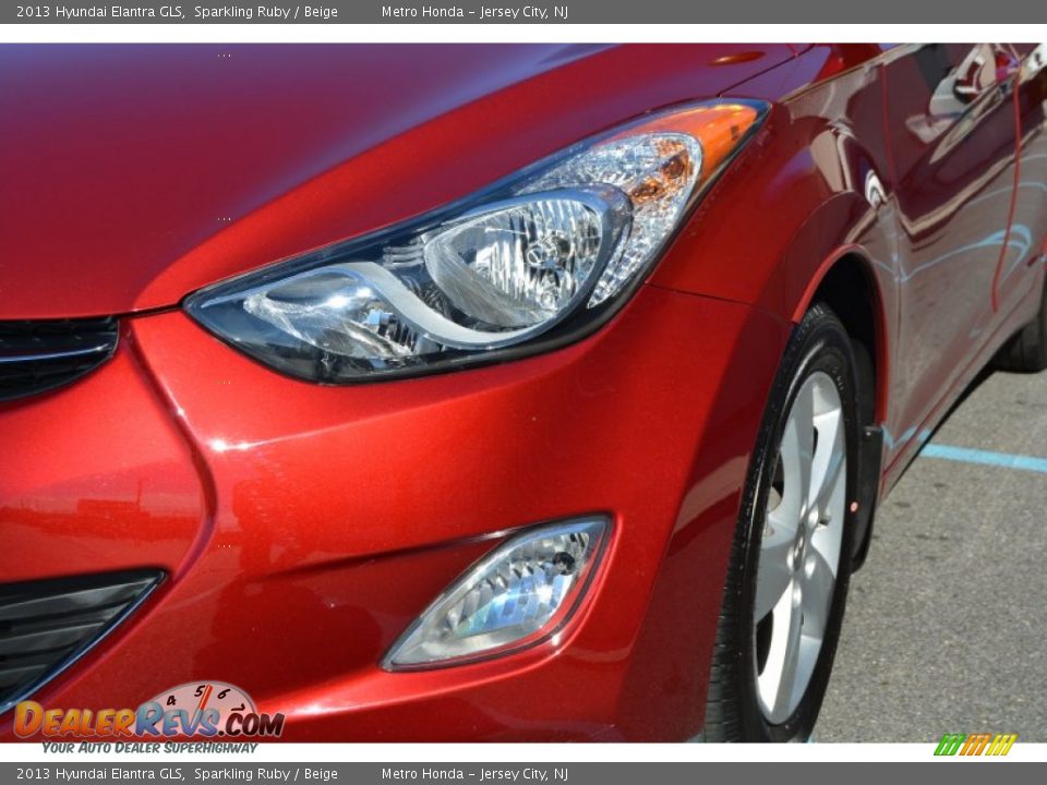 2013 Hyundai Elantra GLS Sparkling Ruby / Beige Photo #28