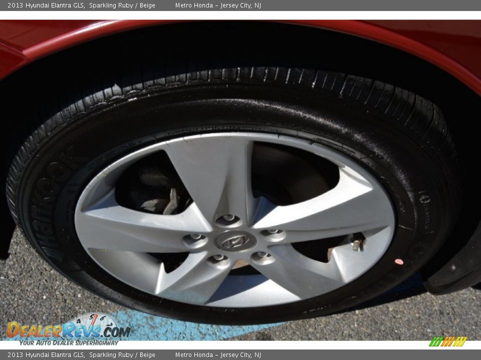 2013 Hyundai Elantra GLS Sparkling Ruby / Beige Photo #30