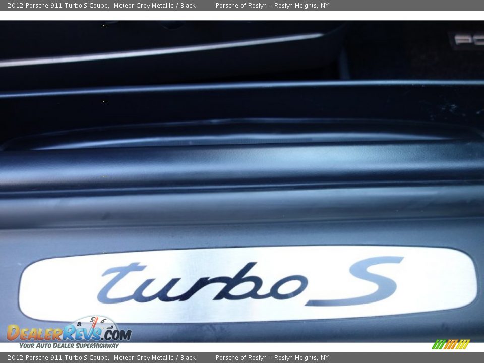 2012 Porsche 911 Turbo S Coupe Logo Photo #20