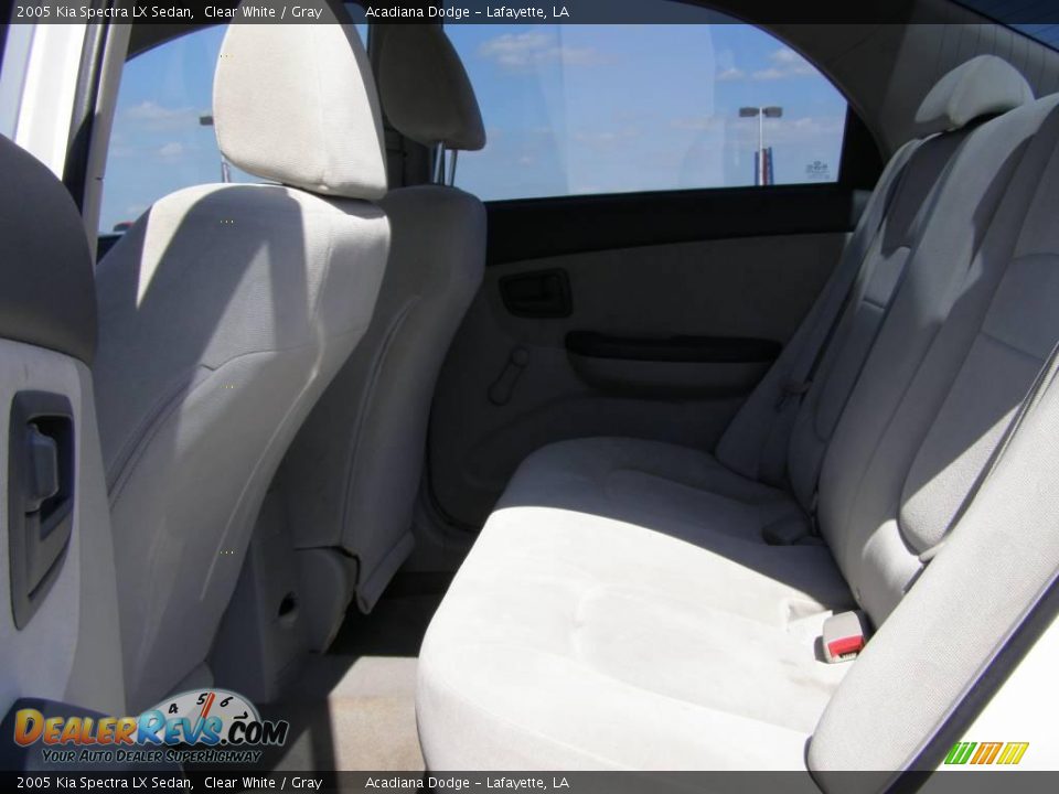 2005 Kia Spectra LX Sedan Clear White / Gray Photo #10