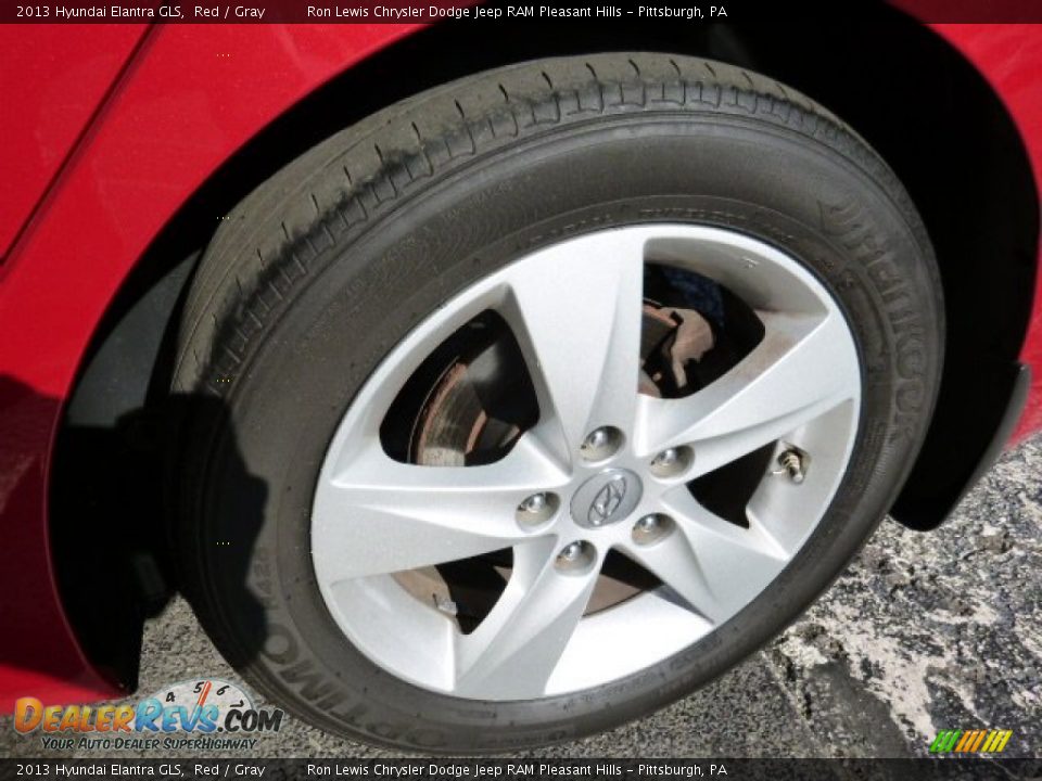 2013 Hyundai Elantra GLS Red / Gray Photo #9
