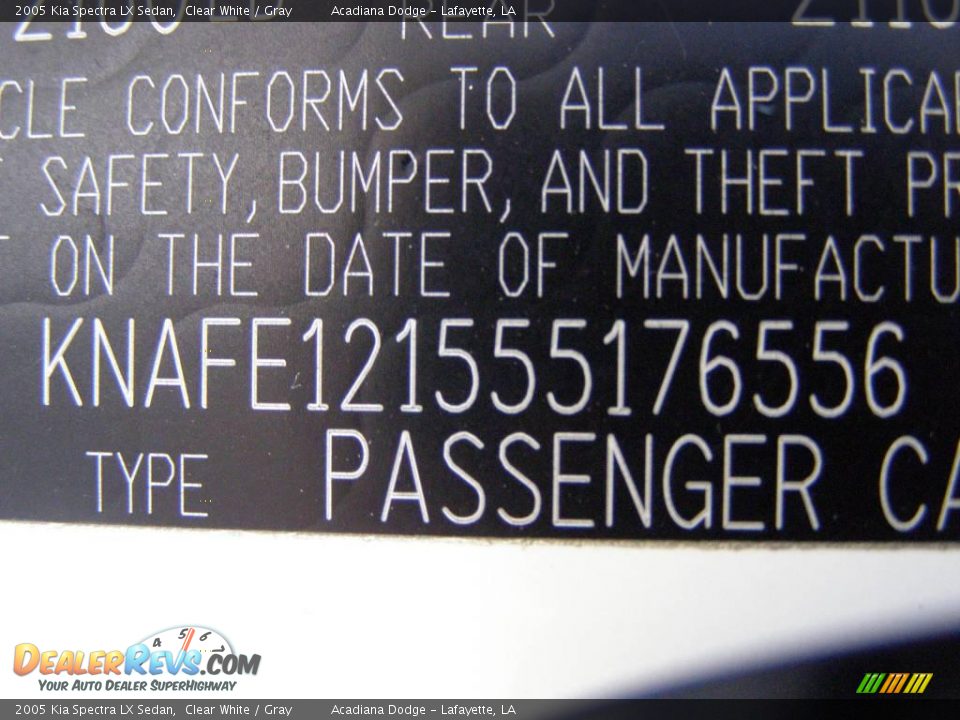 2005 Kia Spectra LX Sedan Clear White / Gray Photo #13