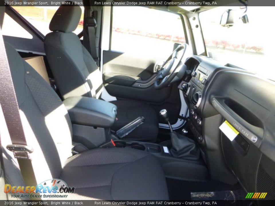 2016 Jeep Wrangler Sport Bright White / Black Photo #8