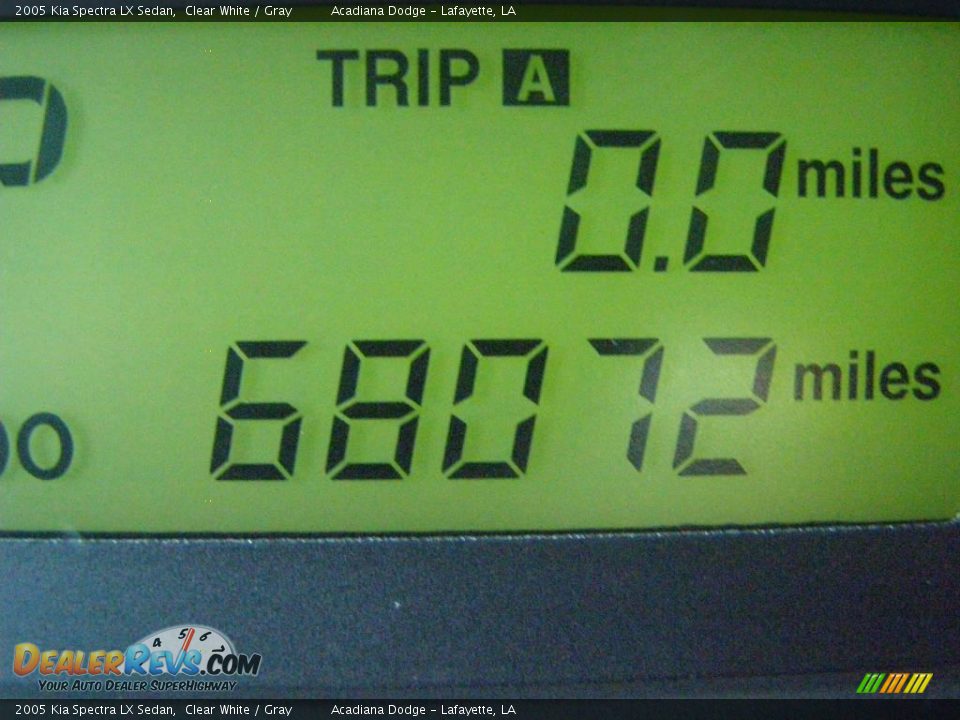 2005 Kia Spectra LX Sedan Clear White / Gray Photo #14