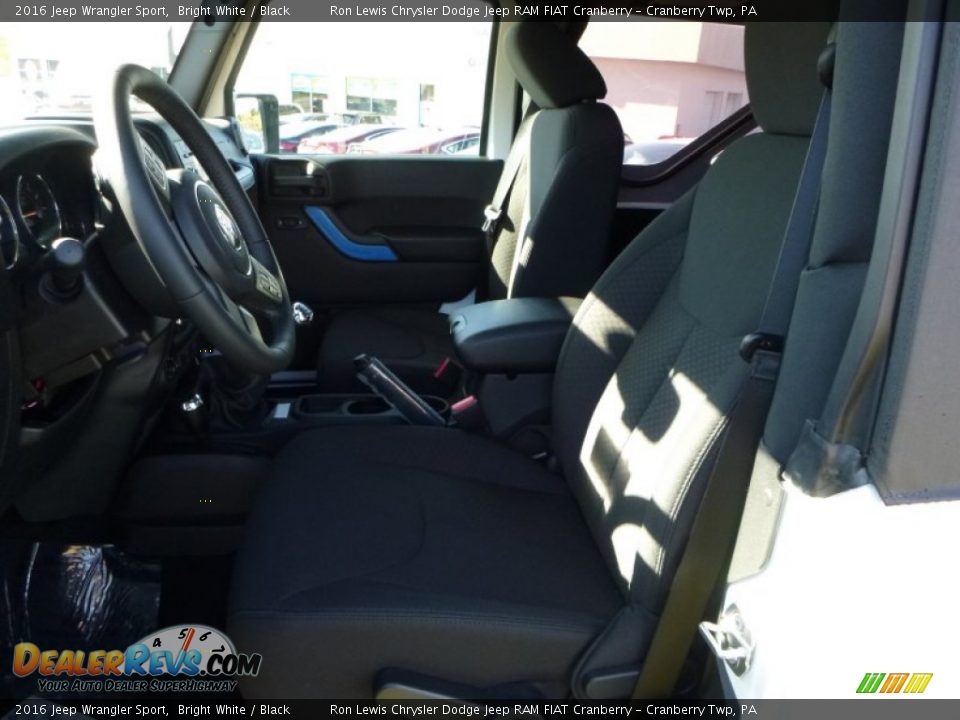 2016 Jeep Wrangler Sport Bright White / Black Photo #13