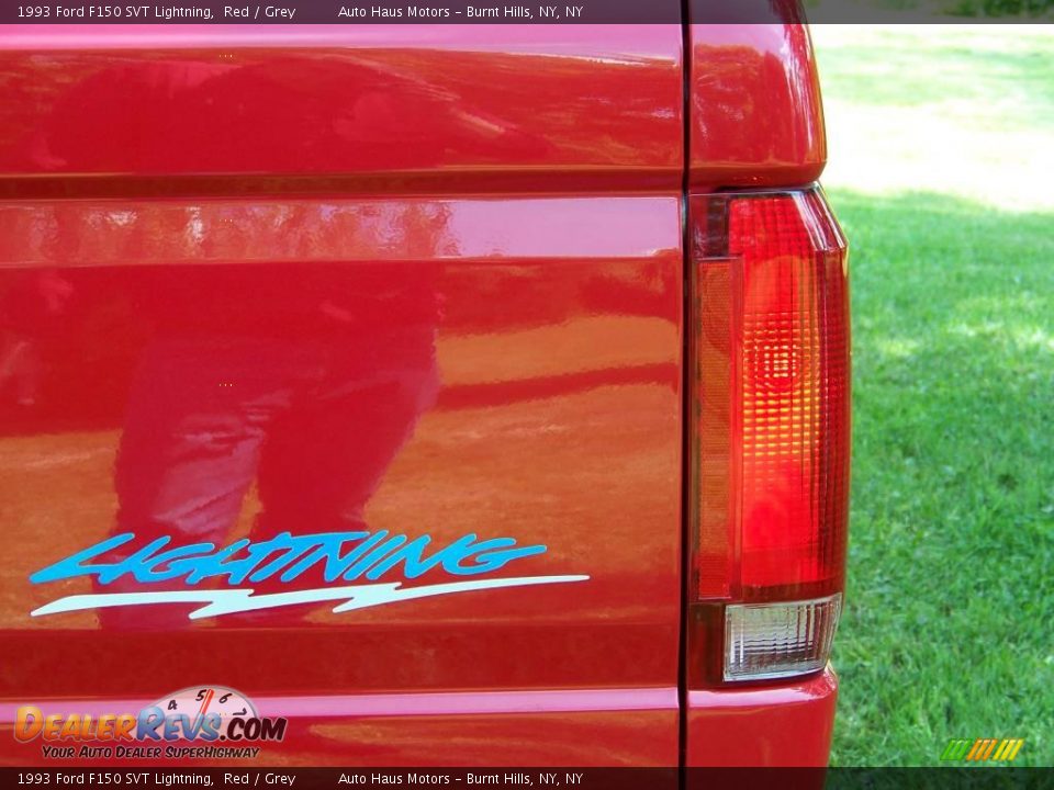 1993 Ford F150 SVT Lightning Red / Grey Photo #15