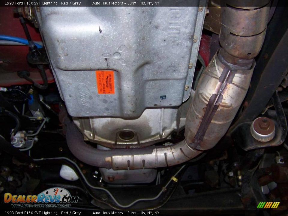 Undercarriage of 1993 Ford F150 SVT Lightning Photo #33