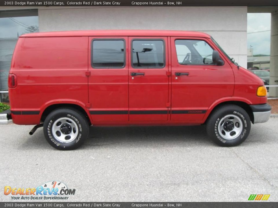 2003 Dodge Ram Van 1500 Cargo Colorado Red / Dark Slate Gray Photo #2