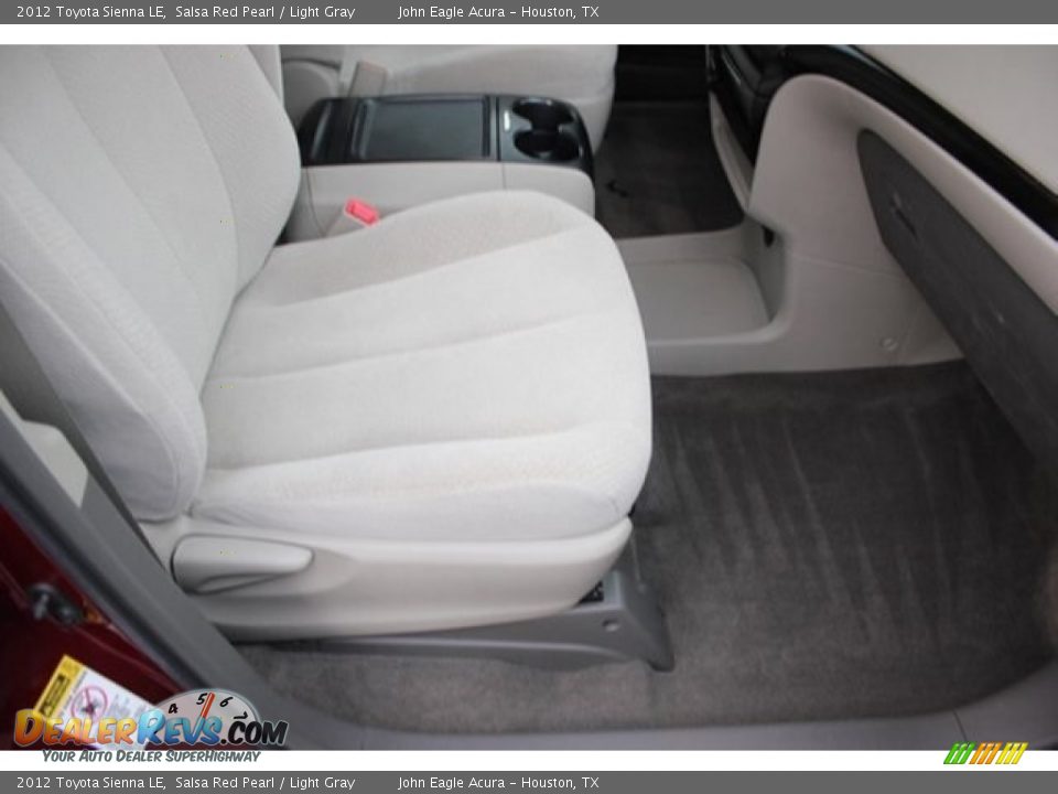 2012 Toyota Sienna LE Salsa Red Pearl / Light Gray Photo #26