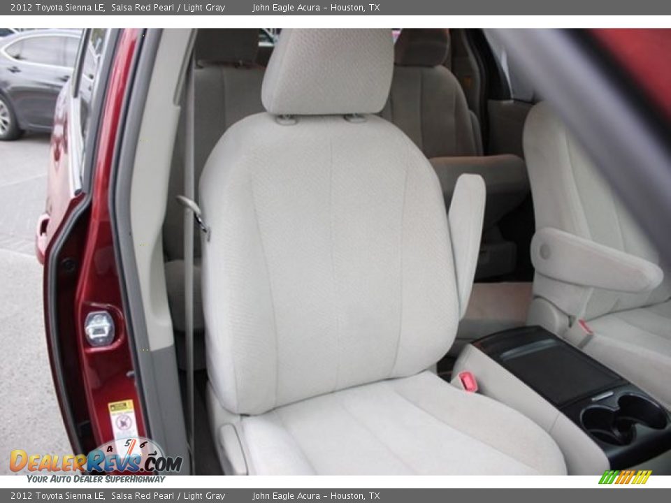 2012 Toyota Sienna LE Salsa Red Pearl / Light Gray Photo #27