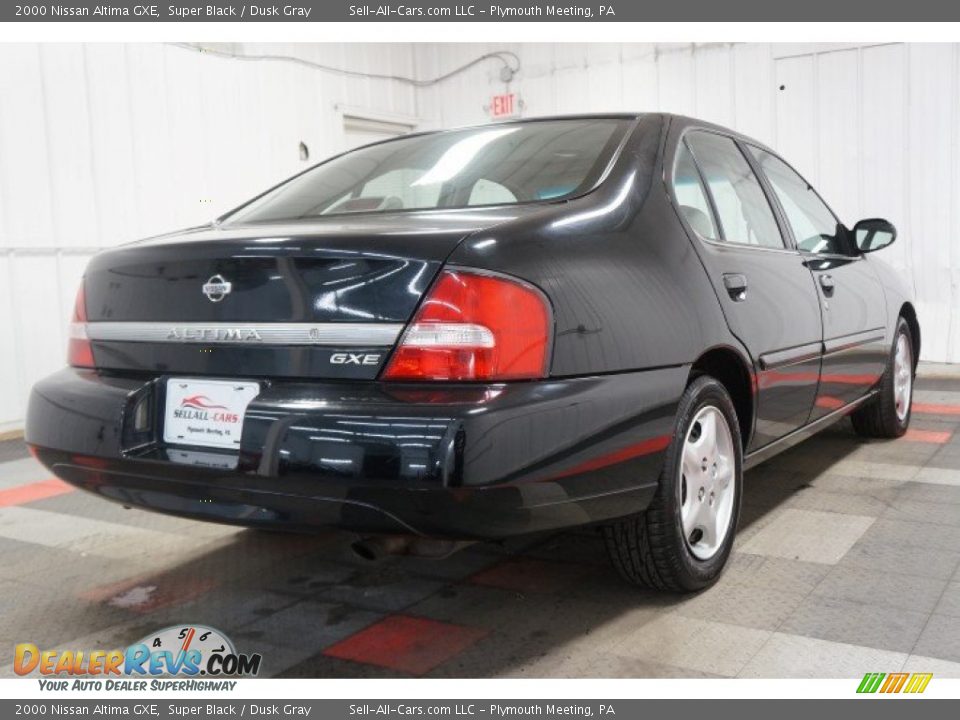 2000 Nissan Altima GXE Super Black / Dusk Gray Photo #8