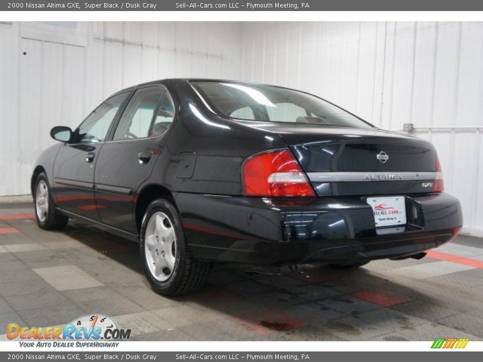 2000 Nissan Altima GXE Super Black / Dusk Gray Photo #10